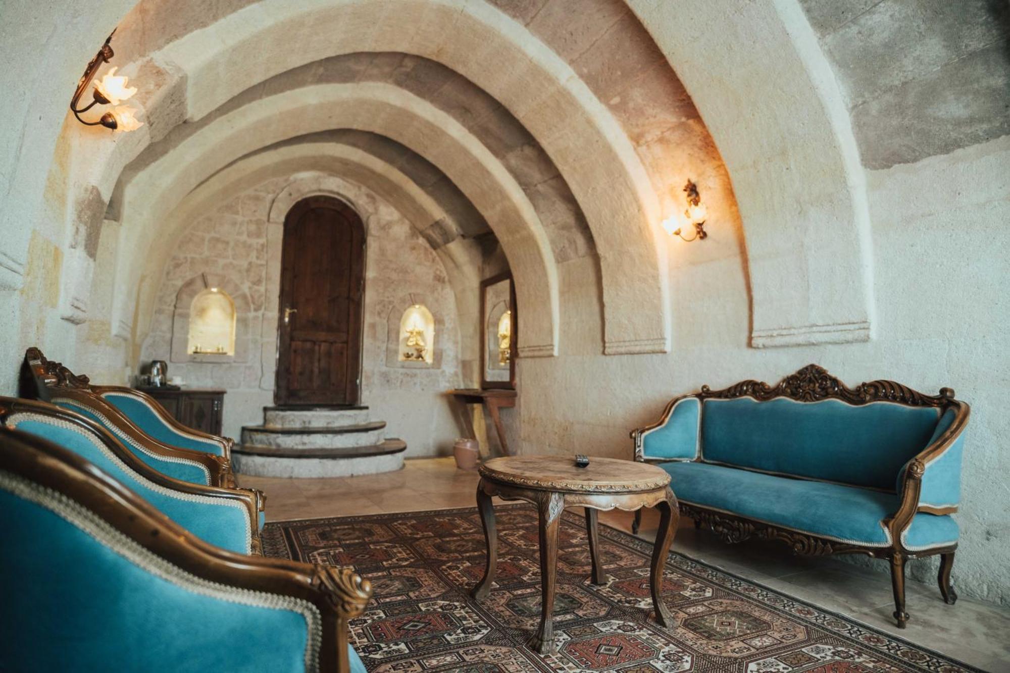 Hu Of Cappadocia - Special Class Hotel Uchisar Exterior photo